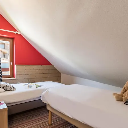 Aparthotel Pierre & Le Britania 3*
