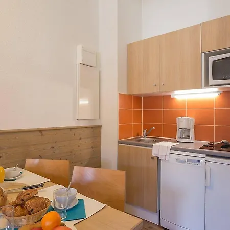 Pierre & Le Britania Lägenhetshotell La Tania