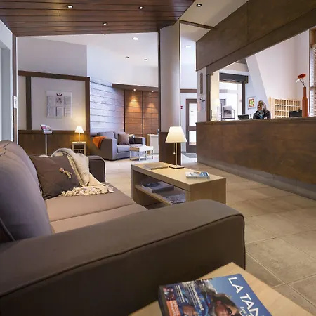 Pierre & Le Britania Aparthotel 3*