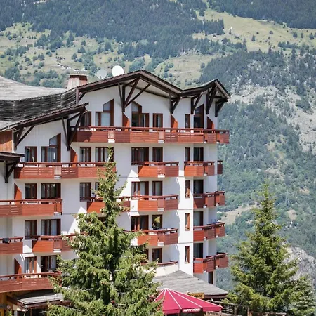 Lejlighedshotel Pierre & Le Britania La Tania