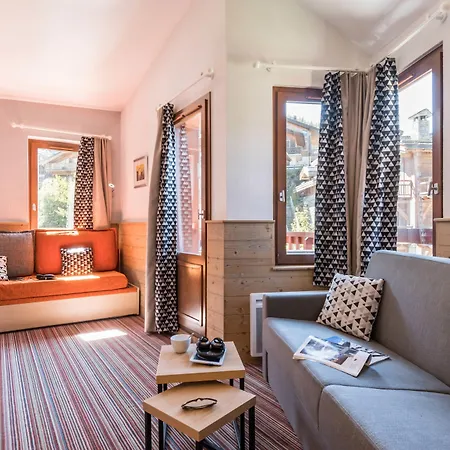 Pierre & Le Britania Aparthotel 3*