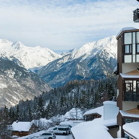 Pierre & Le Britania Aparthotel 3*