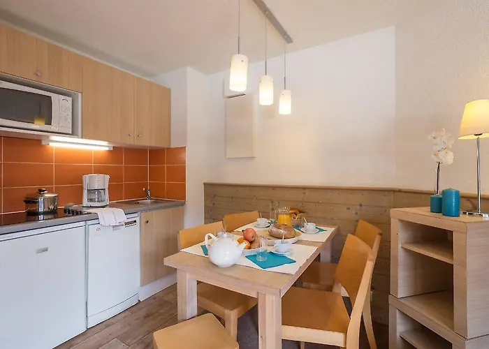 Aparthotel Pierre & Le Britania 3*