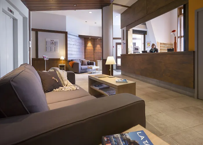 Pierre & Le Britania Aparthotel 3*