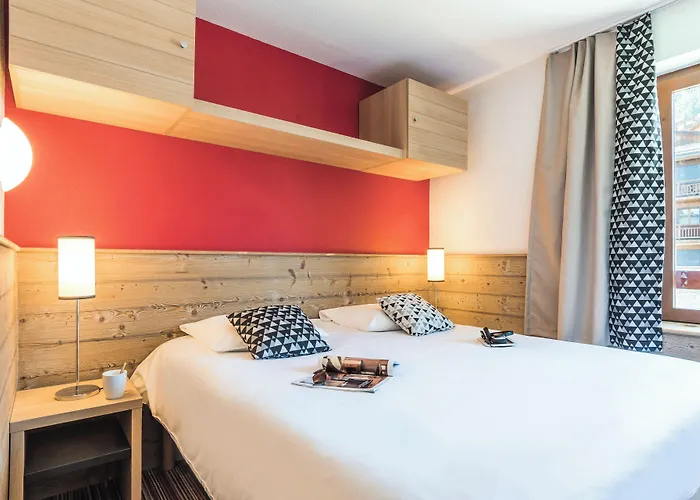 Aparthotel Pierre & Le Britania 3*