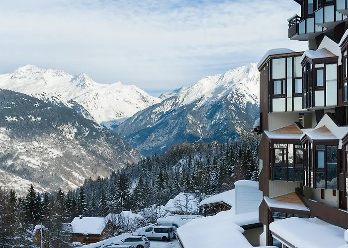 Pierre & Le Britania Aparthotel 3*